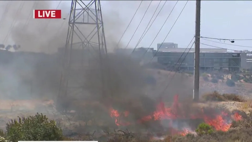 Sorrento Fire (FOX 5/KUSI)