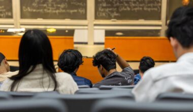 Failing grades soar as professors see greater AI usage, dwindling math skills in UC Berkeley computer science classes | Academics