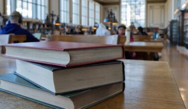 ‘Reaching a crisis point’: UC Berkeley humanities professors lower expectations for assigned readings | Academics