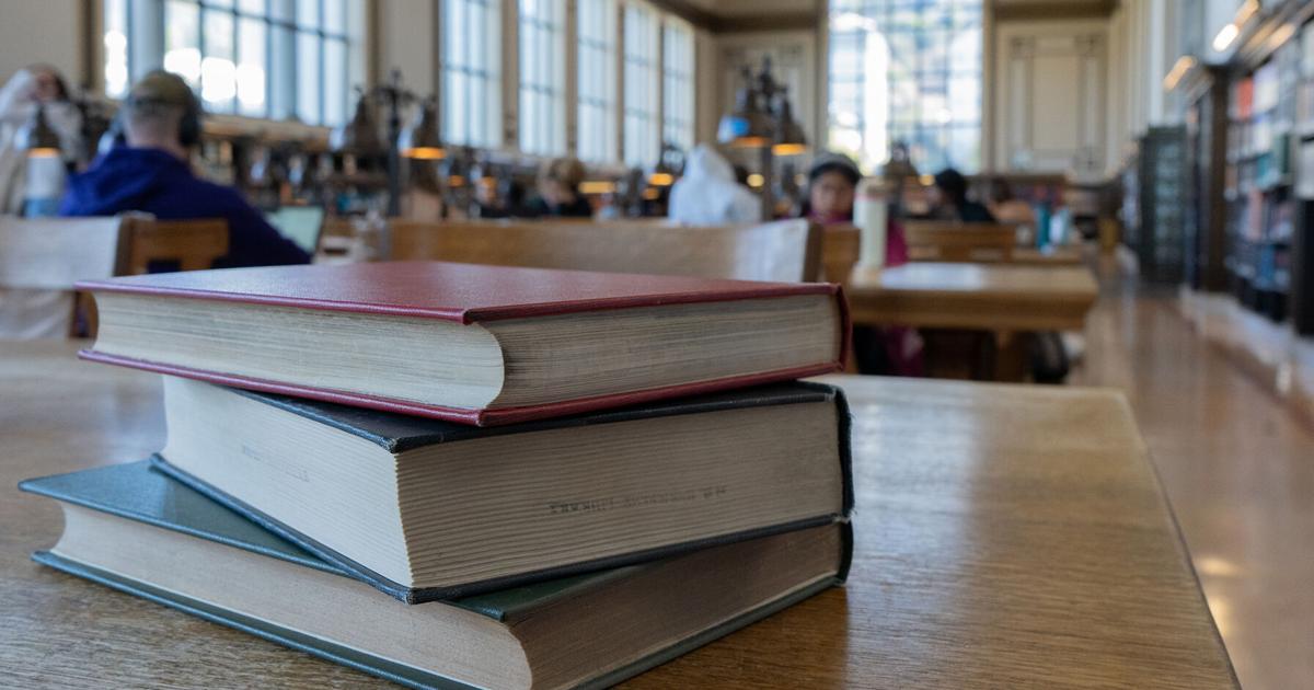 ‘Reaching a crisis point’: UC Berkeley humanities professors lower expectations for assigned readings | Academics