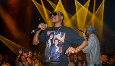 Snoop Dogg to Open New Long Beach Amphitheater | KFI AM 640