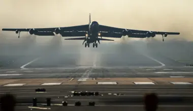 8 Crew Members Likely Dead After B-52 Bomber Crashes in California