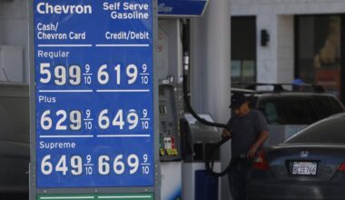 Average L.A. County Gas Price Drops To Lowest Amount Since March 15