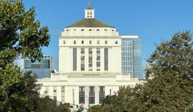 2 men released from Death Row in California sue Alameda County for $572M over jury selection | National News