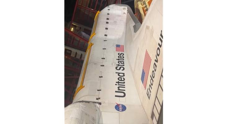 Science Center Unveils Vertical Shuttle Display