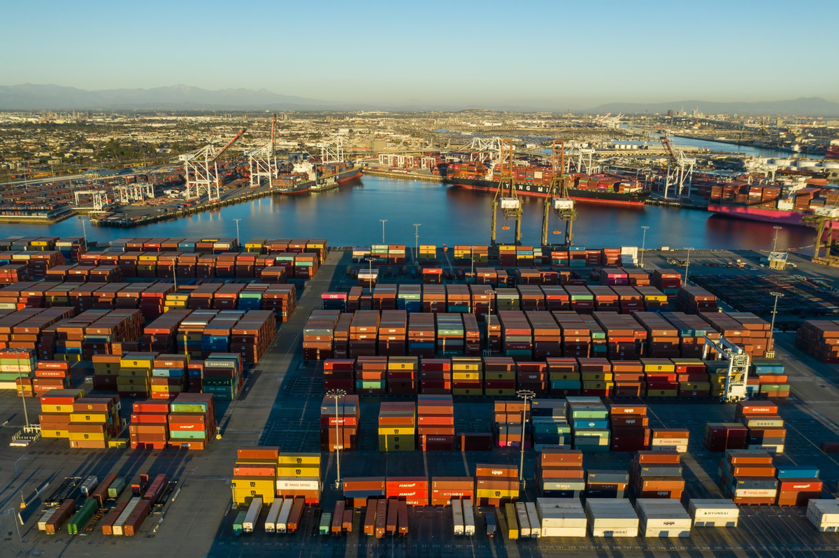 Long Beach pushes toward world's first zero-emission port