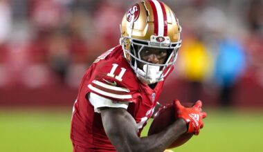 San Francisco 49ers wide receiver Brandon Aiyuk (11) runs after a catch against the New York Jets during the fourth quarter at Levi's Stadium.