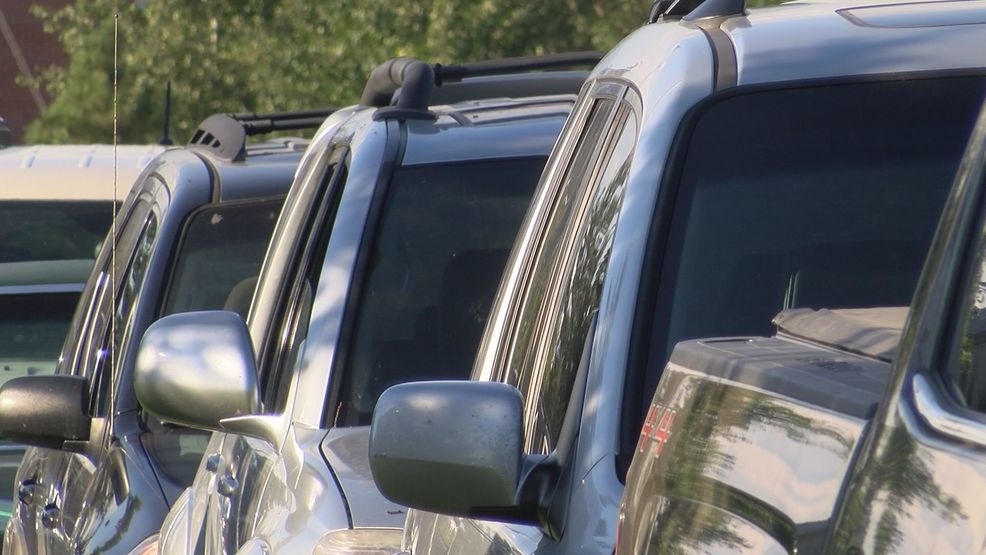 Police warn leaving children in hot cars