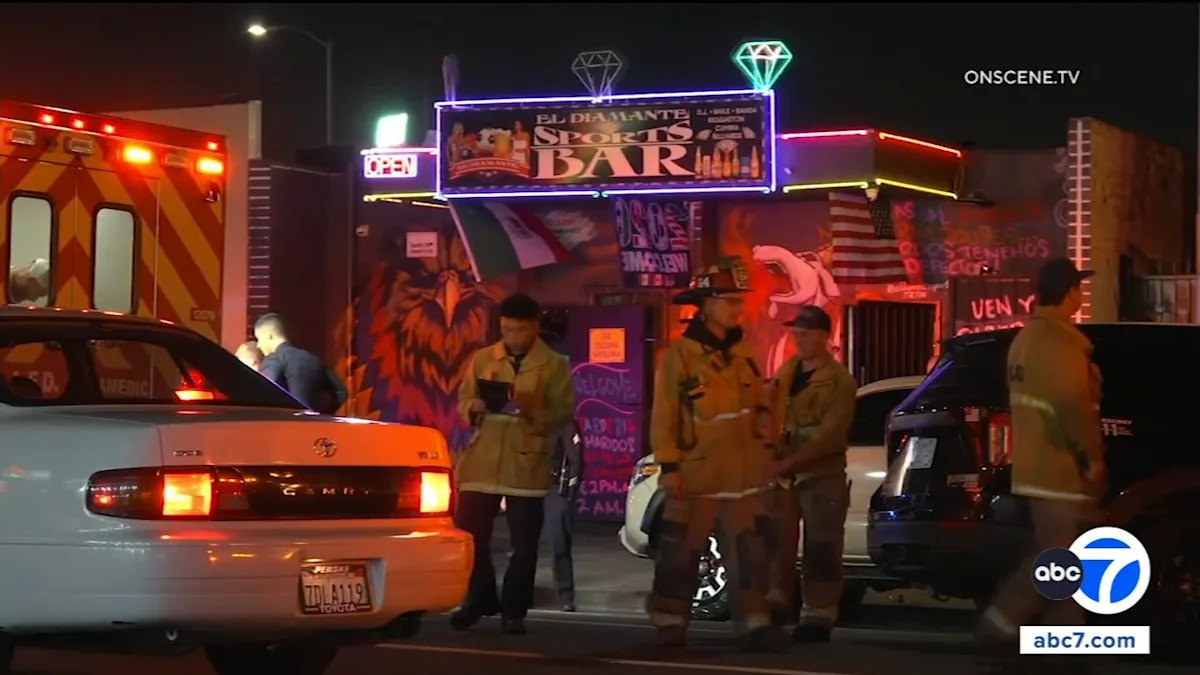 Search for gunman underway after 2 shot at bar in South Los Angeles