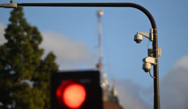 Fresno Council aims to curb traffic fatalities with red light camera pilot program