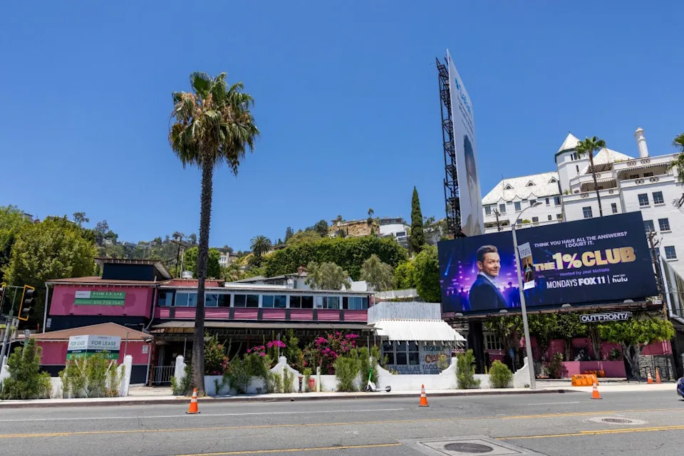 At its height, the Sunset Strip was a rock-and-roll destination with bustling tourism, celebrity hotspots, and late-night hangouts that helped cement its place in pop culture history. Jesal for CA Post