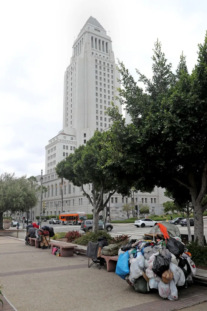 Homeless around City Hall in downtown. David Buchan for Ca Post