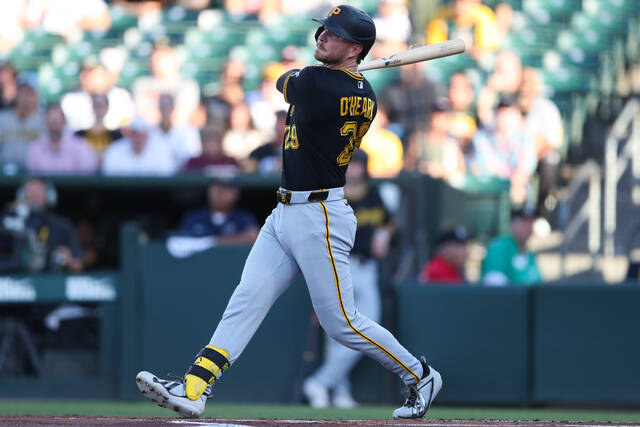 Pirates clobber A’s to win series in Sacramento