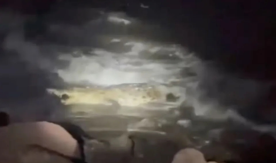 Horrific new video shows the massive crocodile that killed a 28-year-old man in Puerto Vallarta in front of a California couple. NoticiasPV