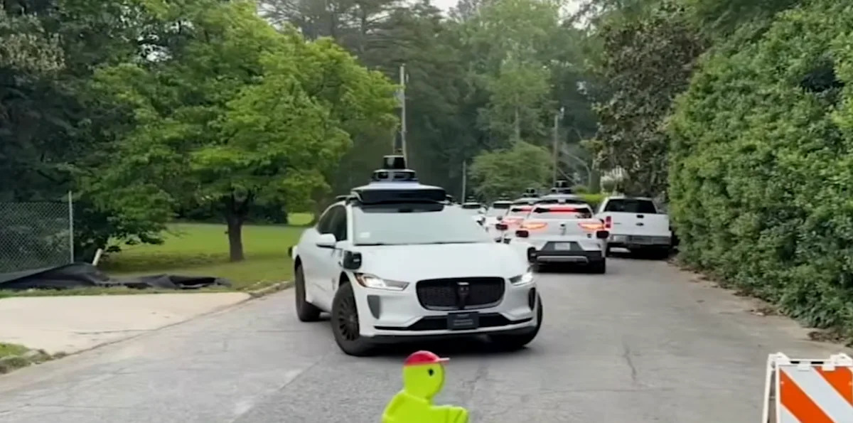 Waymo's Driverless Cars Are Turning Los Angeles Residential Streets Into Staging Lots, and Neighbors Are Done With It