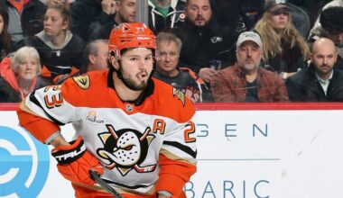 Report: Ducks & Rangers In 'Advanced Discussions' On Mason McTavish