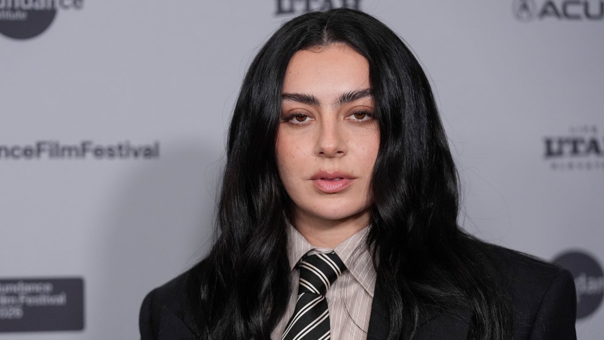 Charli xcx announces tour, including 2 nights at The Kia Forum in Inglewood – NBC Los Angeles