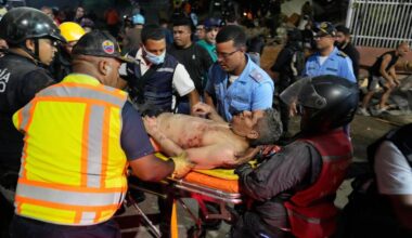 At least 164 dead and 971 injured after powerful quakes rock Venezuela