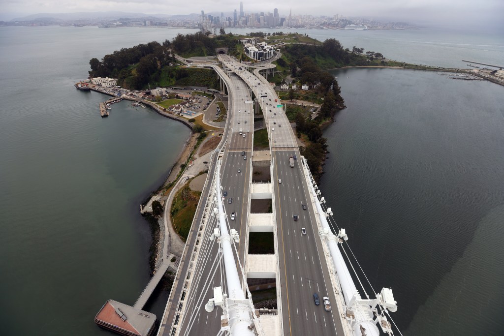 Woman killed in Bay Bridge crash was East Bay resident – The Mercury News