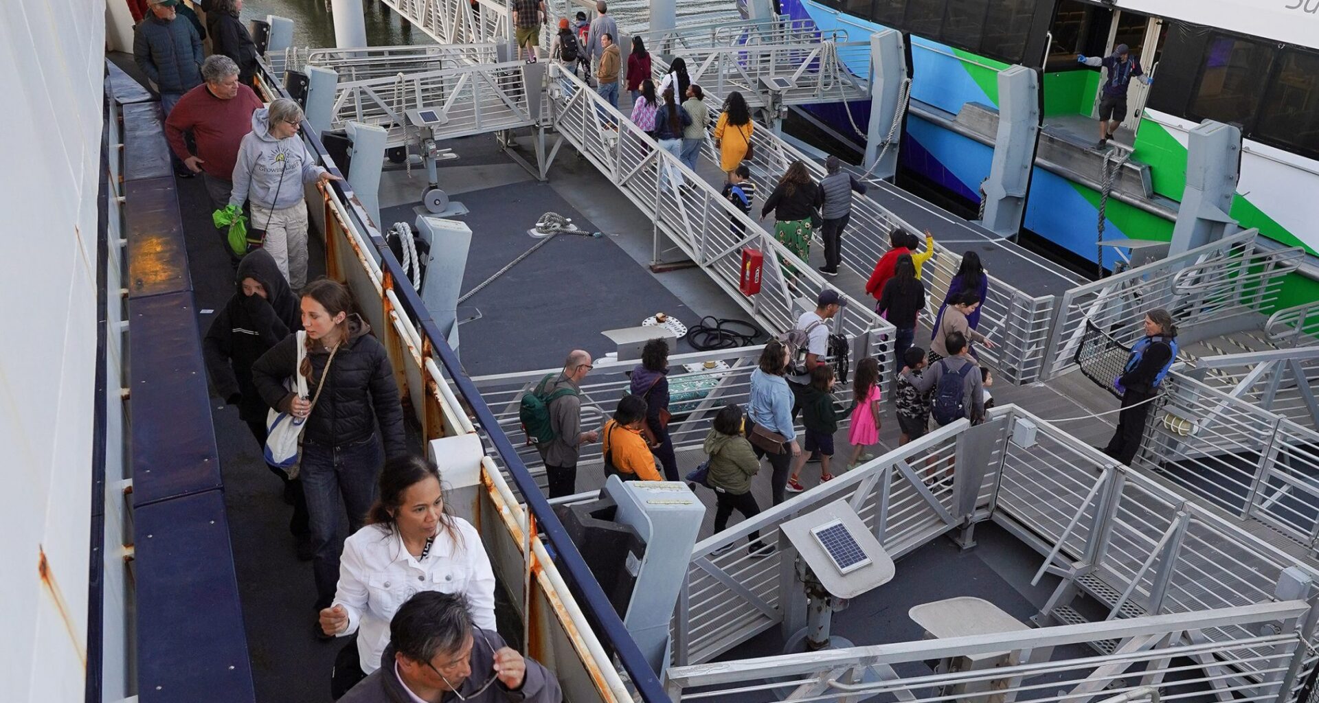 Port of Oakland to offer free harbor tours through October