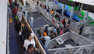 Port of Oakland to offer free harbor tours through October