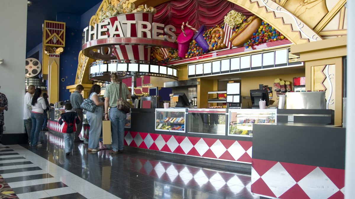 SF’s New Mission theater to be named after Christopher Nolan – NBC Bay Area