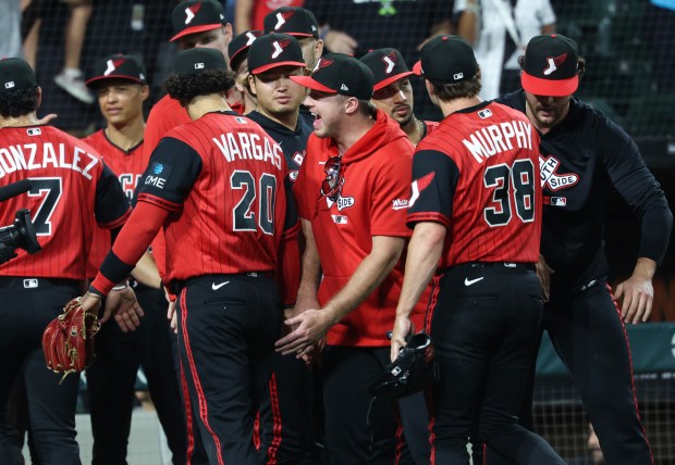 White Sox players celebrate an 8-2 win over the Dodgers on June 12, 2026, at Rate Field. (John J. Kim/Chicago Tribune)
