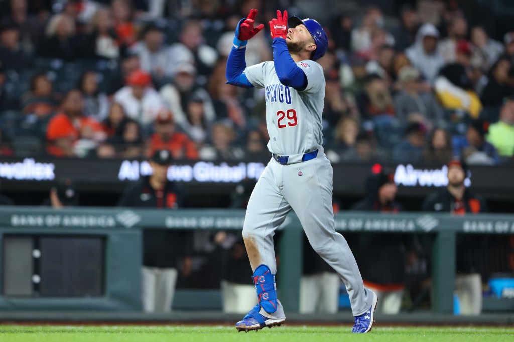 Chicago Cubs beat San Francisco Giants 5-1 in series opener