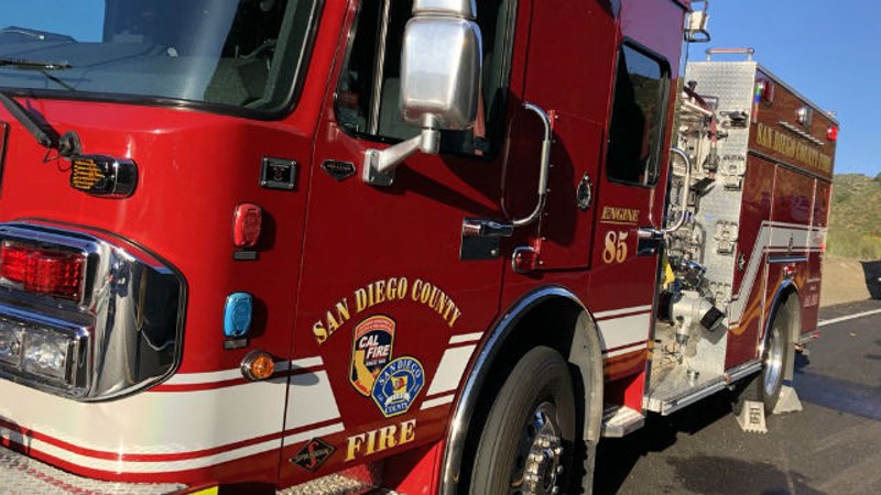 Binational Border 6 Fire continues its spread near Tecate Peak