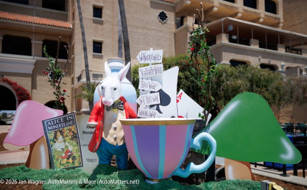 Alice in Wonderland display helps illustrate the fair theme.(Jan Wagner)