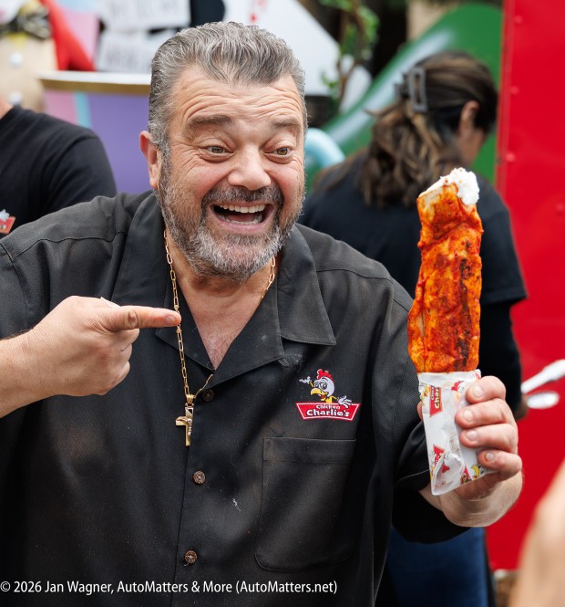Chicken Charlie himself with a chicken Shawarma wrap.(Jan Wagner)