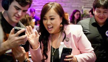Matsui holds lead, Vang reclaims second for Congress seat