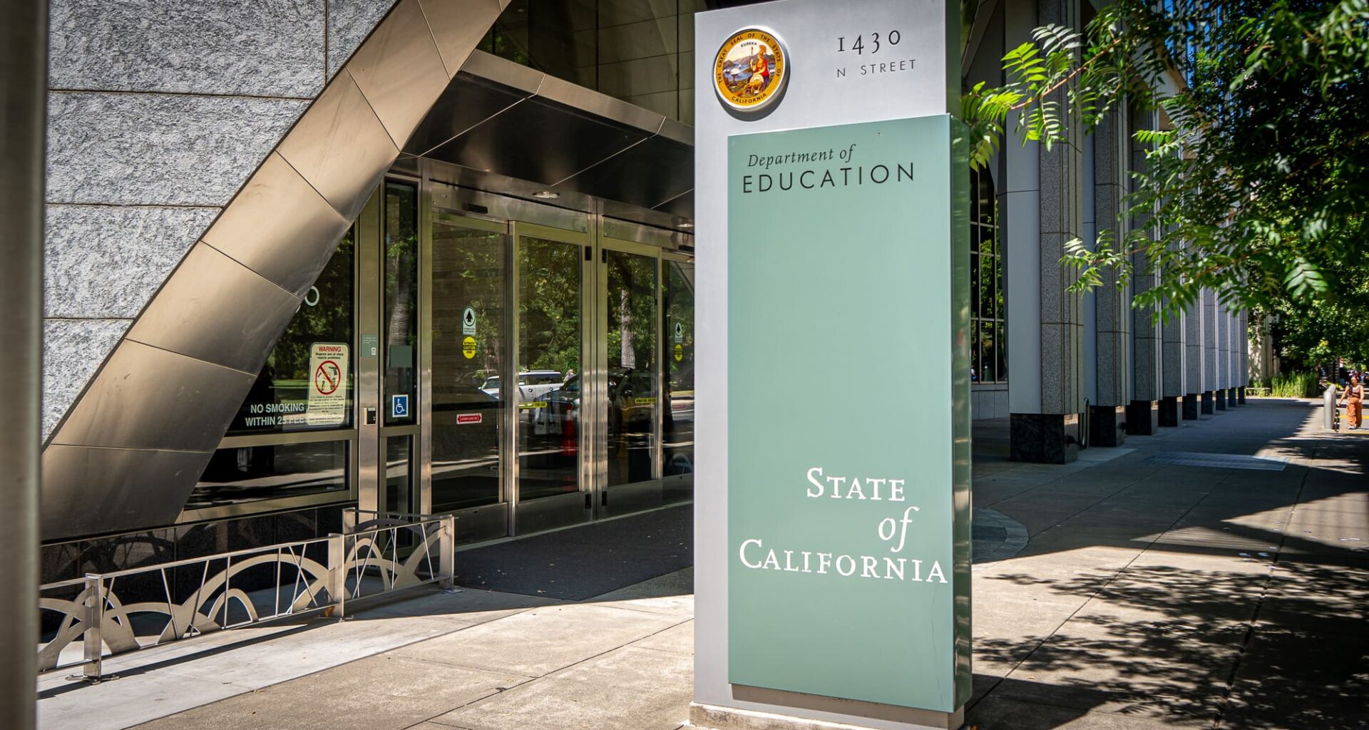 Suspected bedbug infestation shutters state office building in Sacramento