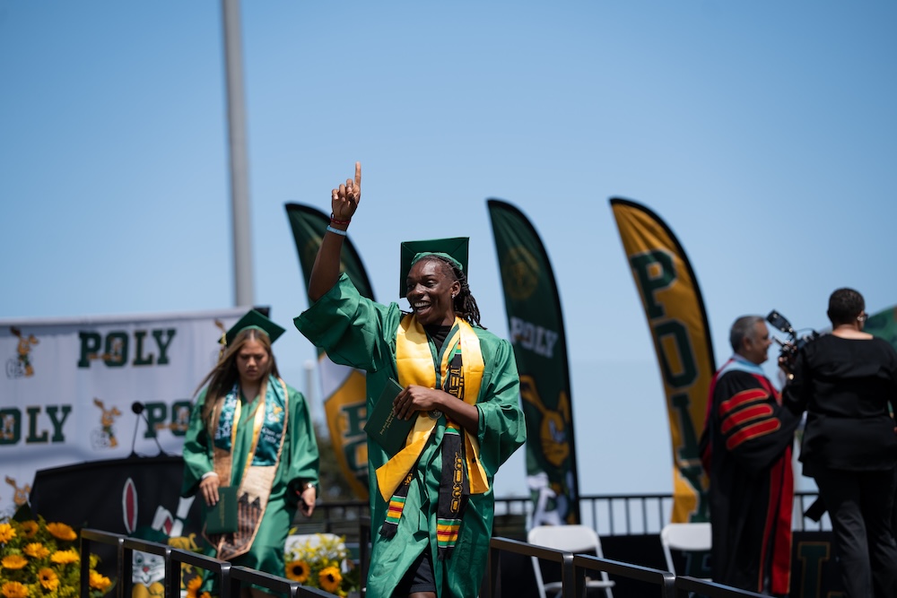 FEATURE: The Responsibility of Reading Names on Graduation Day – The562.org