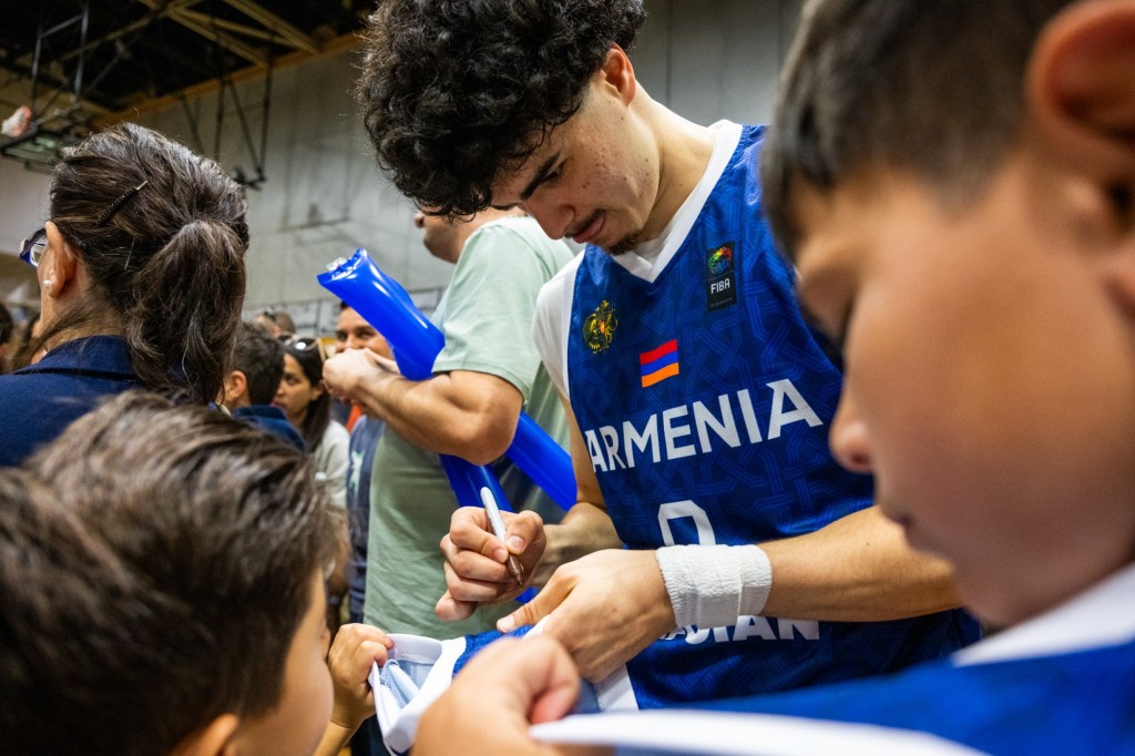 Armenia basketball finds a training ground in Los Angeles – Daily News