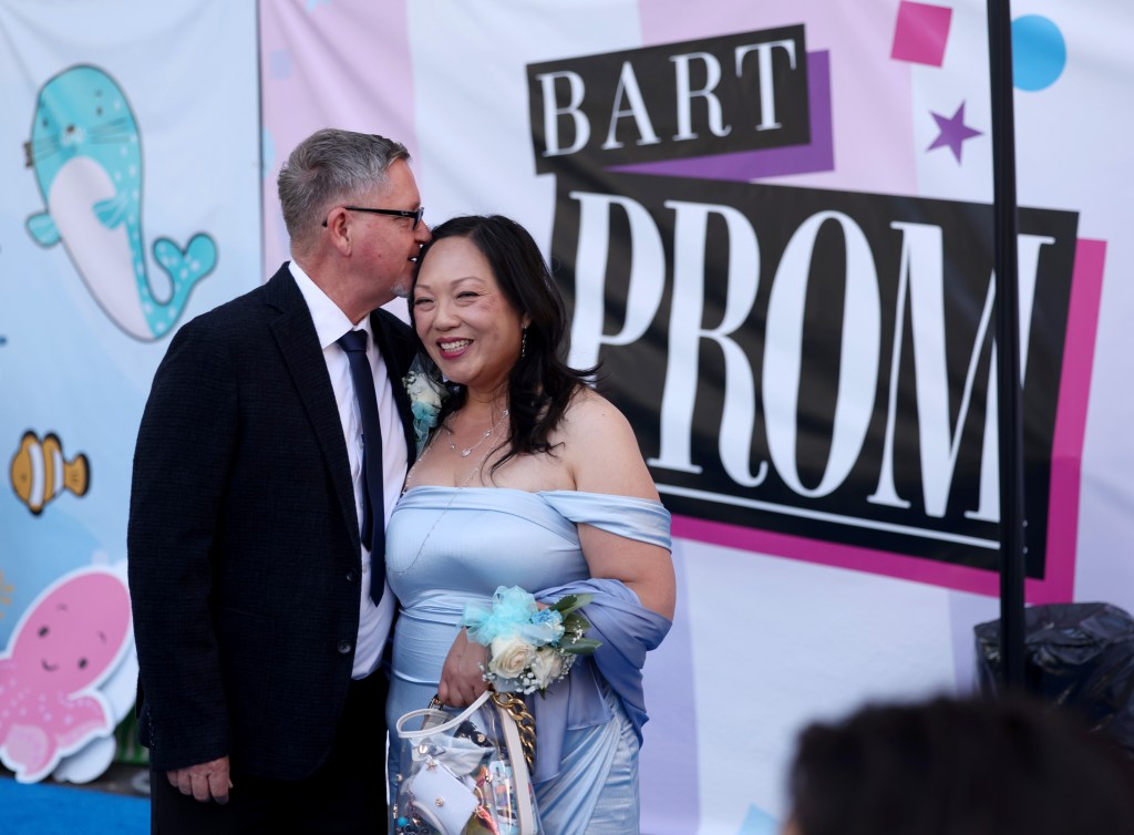 Photos: Over a thousand people attend BART's first prom night at Rockridge Station