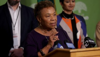 What to know about Mayor Barbara Lee’s push to transform how Oakland is run – Times Herald Online