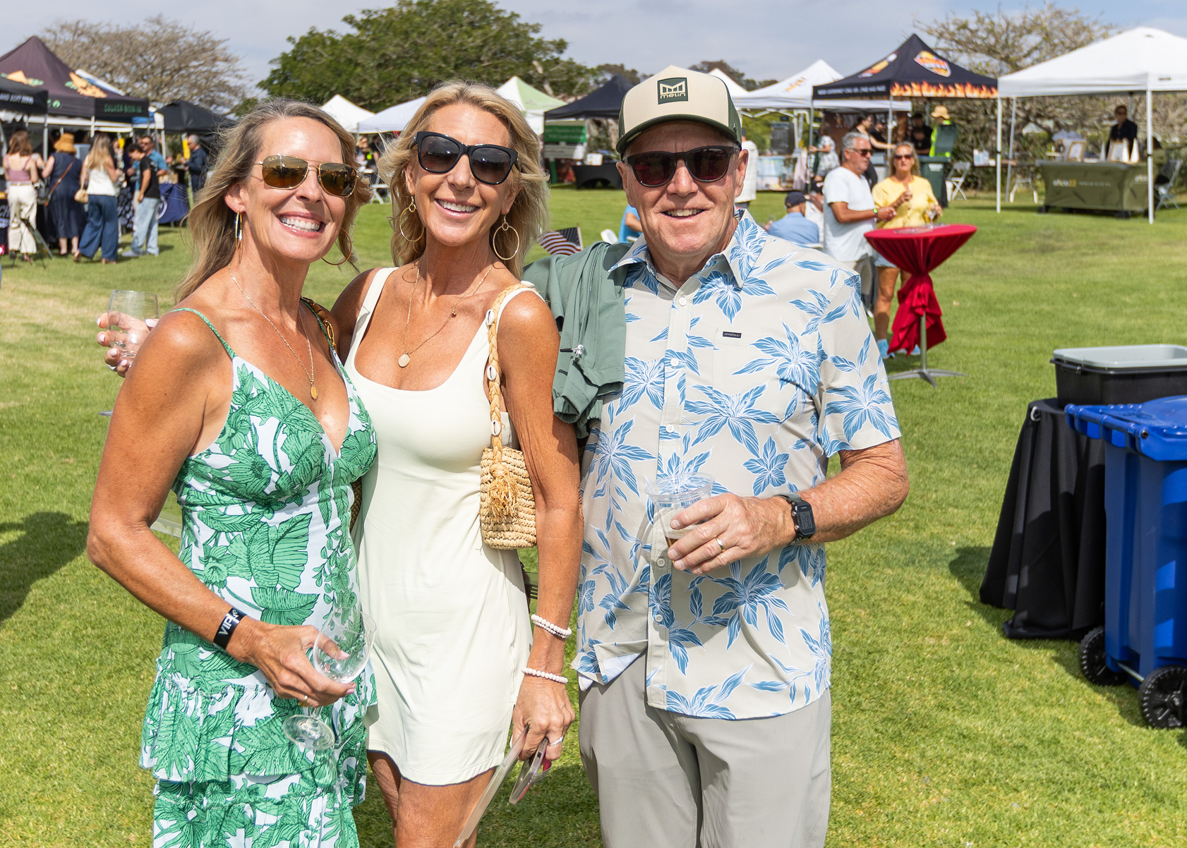Christa Wood, Christine Glover, Kevin McCauley (Jon Clark)