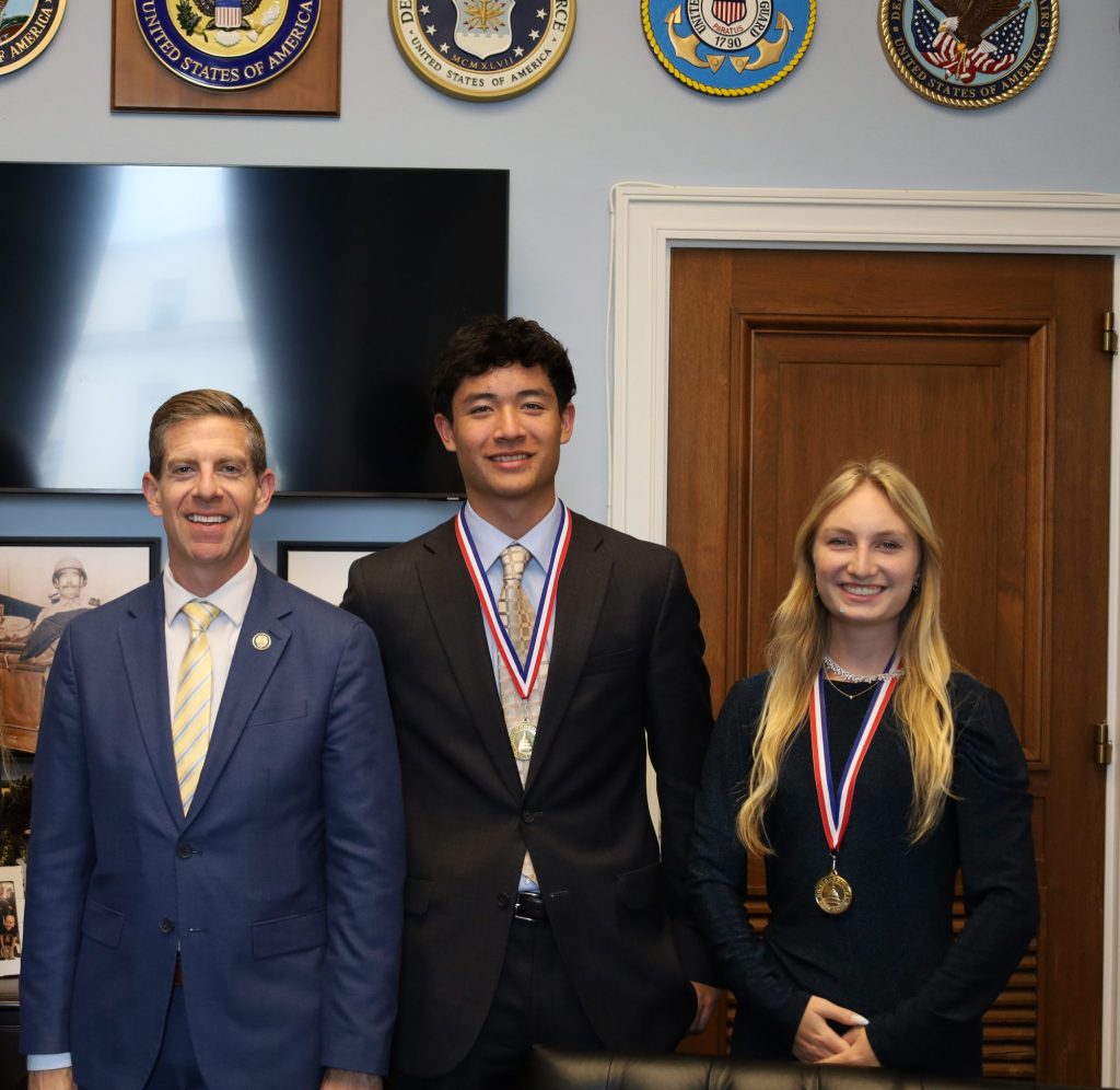 Impressive Encinitas youth earn Congressional Award Gold Medals – San Diego Union-Tribune
