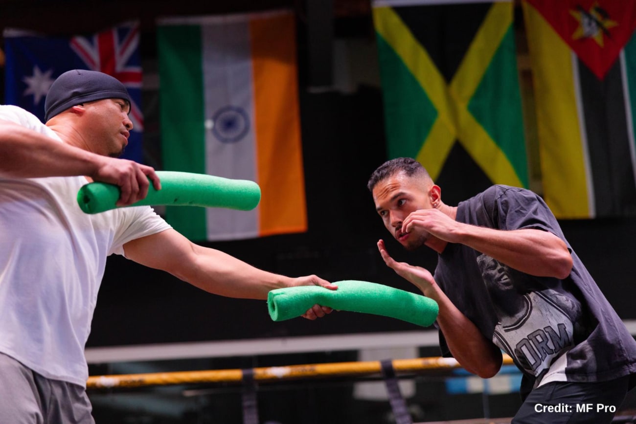 Image: Ernesto Mercado looks to steal the show Friday in Long Beach