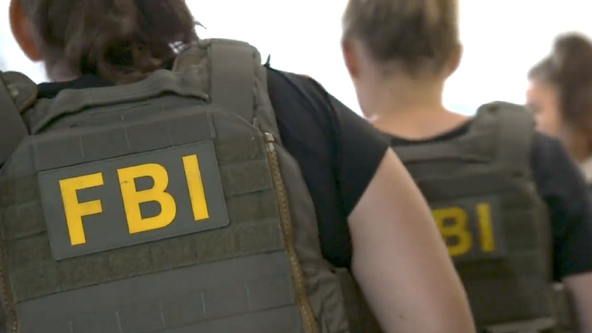 Lakeside man arrested in FBI probe of alleged plot to support ISIS
