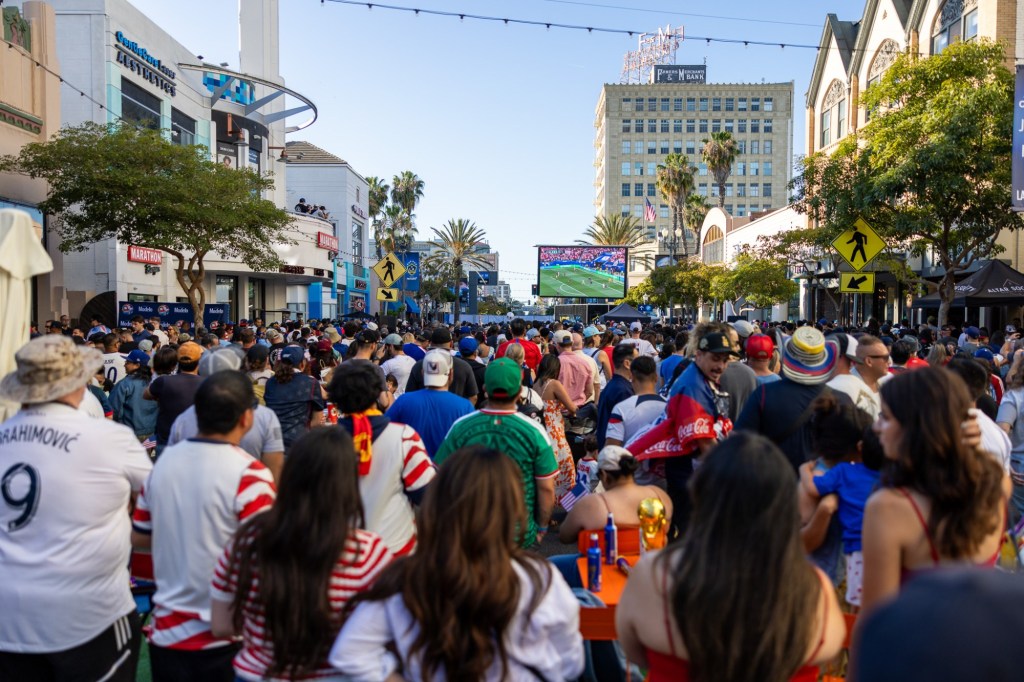 Grunion Gazette Calendar: Week of June 25-July 1. – Press Telegram