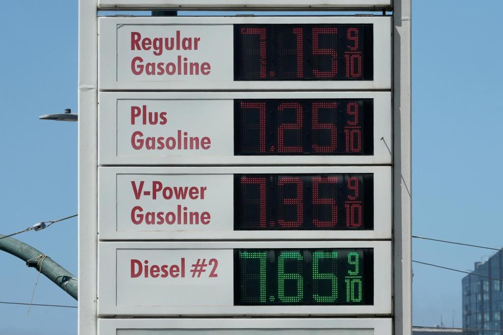 AI is helping gas stations collude to raise California fuel prices, lawsuit says
