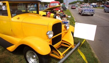 Pontiac Hosts Weeklong Celebration for Pontiac Motors Centennial With Classic Cars and Parade