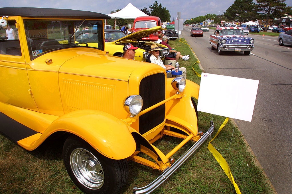Pontiac Hosts Weeklong Celebration for Pontiac Motors Centennial With Classic Cars and Parade