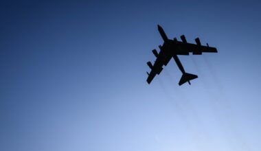 B-52 crashes at Edwards Air Force Base – NBC Los Angeles