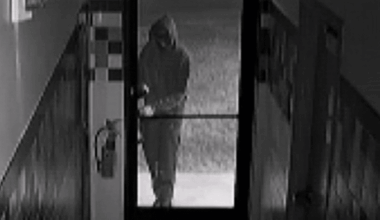 Oakland County Sheriff seeking tips in armed robbery of Independence Township Jimmy John’s