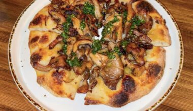 Review: Spain Is Just a Dinner Away at Los Feliz’s Casa Leo