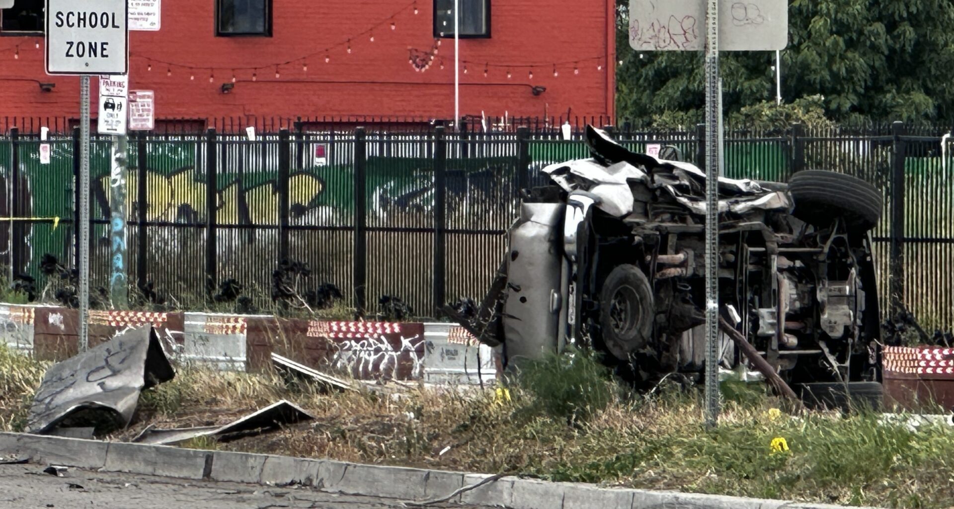 2 dead in Fruitvale crash; OPD officer and suspected driver in hospital