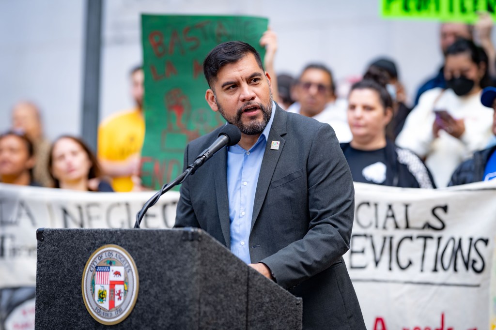 LA charter reform package advances police oversight and noncitizen voting – Daily News